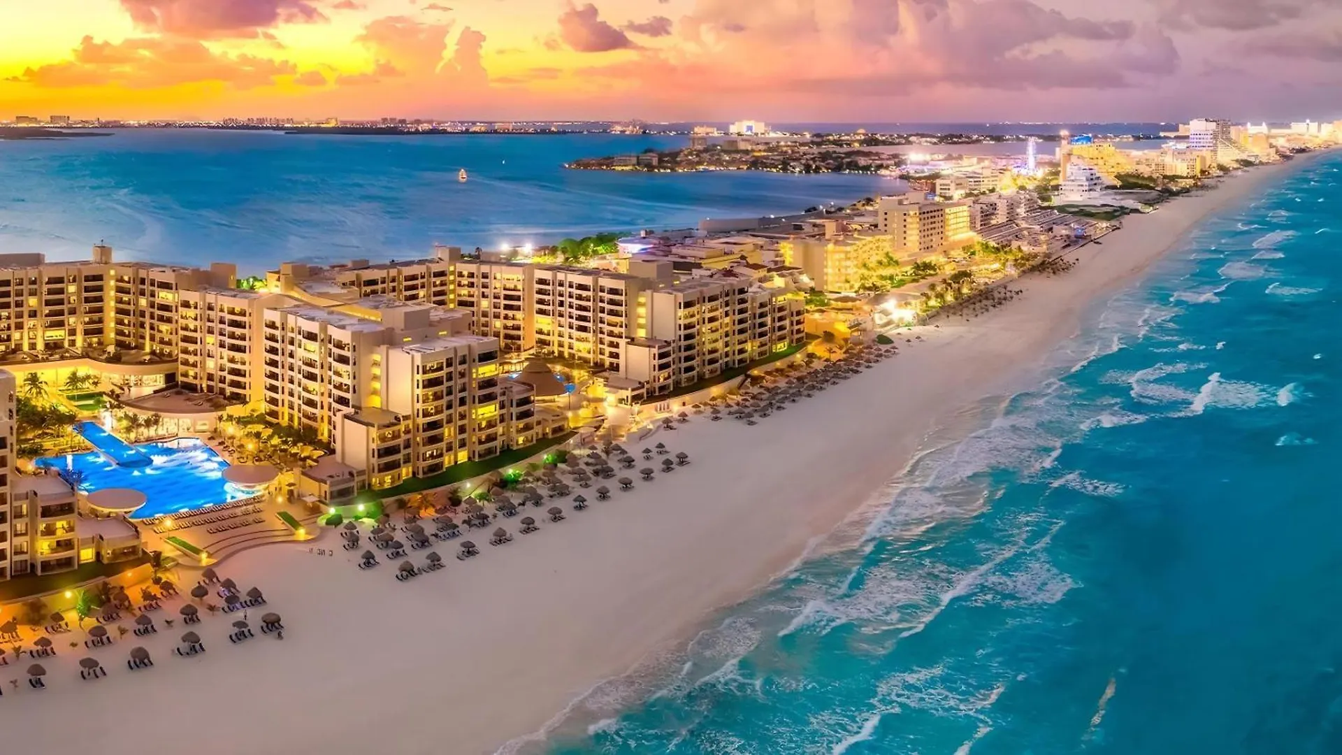Lagoonfront Apartment In Hotel Zone Cancun