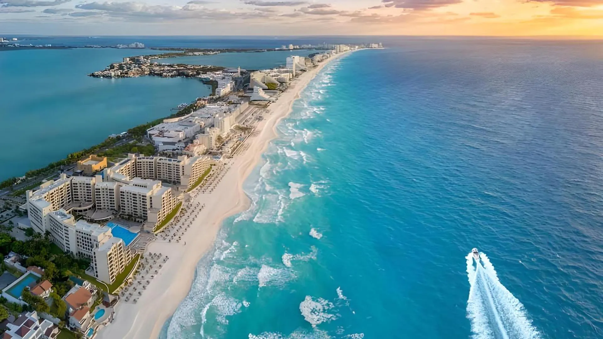 Lagoonfront Apartment In Hotel Zone Cancun